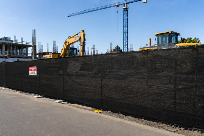90% Black Privacy Fence 4' x 50'.