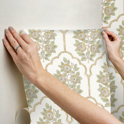 Floral Bazaar P&S Wallpaper stick step