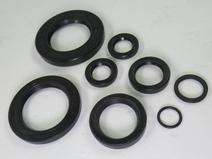Triumph 500 engine oil seal kit T100 complete seals set  UK Made set