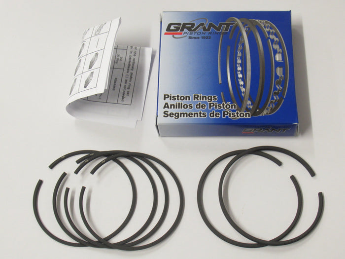 TRIUMPH unit 650 std Piston set standard JCC pistons & Grant rings 1963 - 72